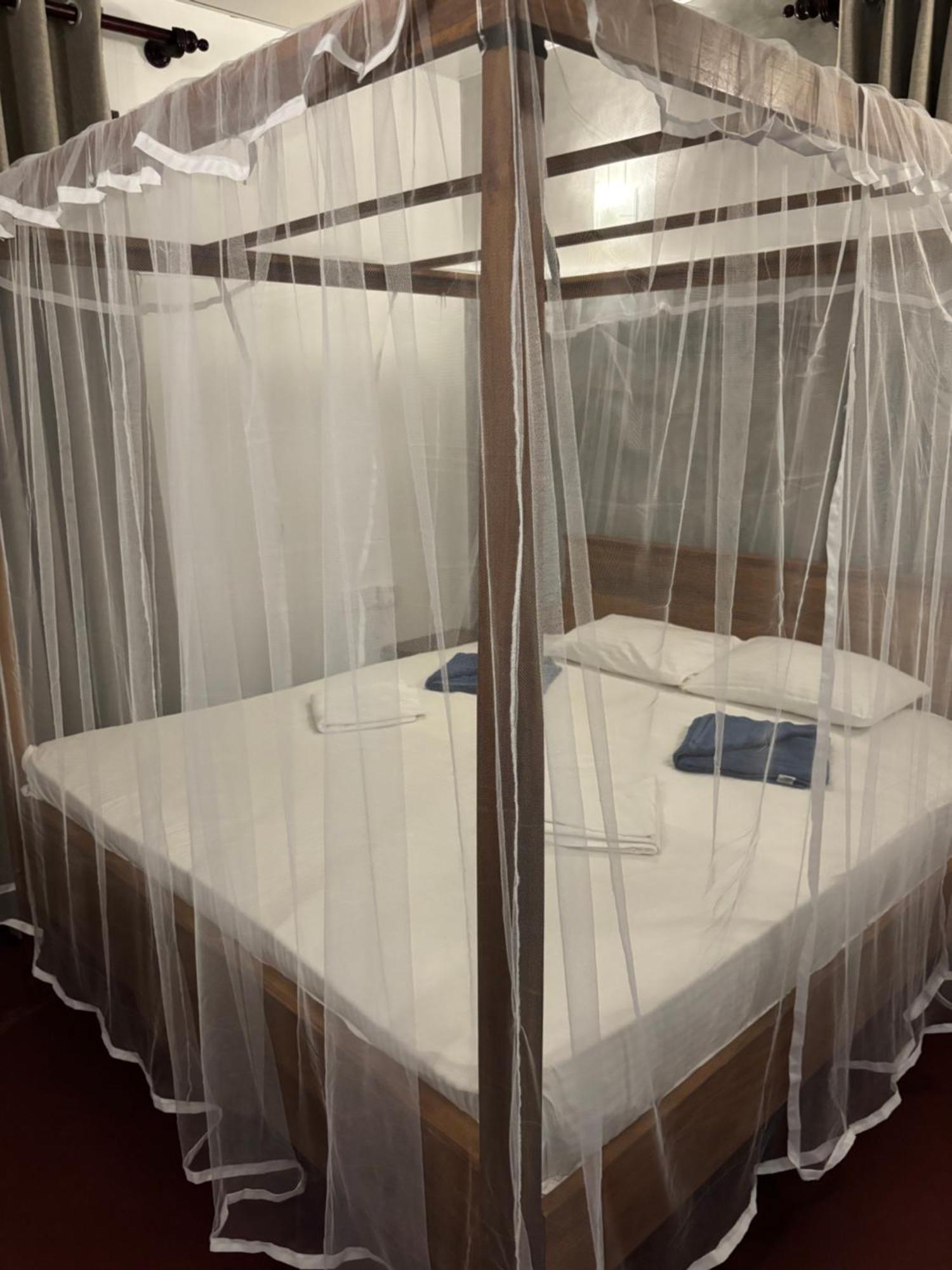 Ima House Bed & Breakfast Диквела Екстериор снимка