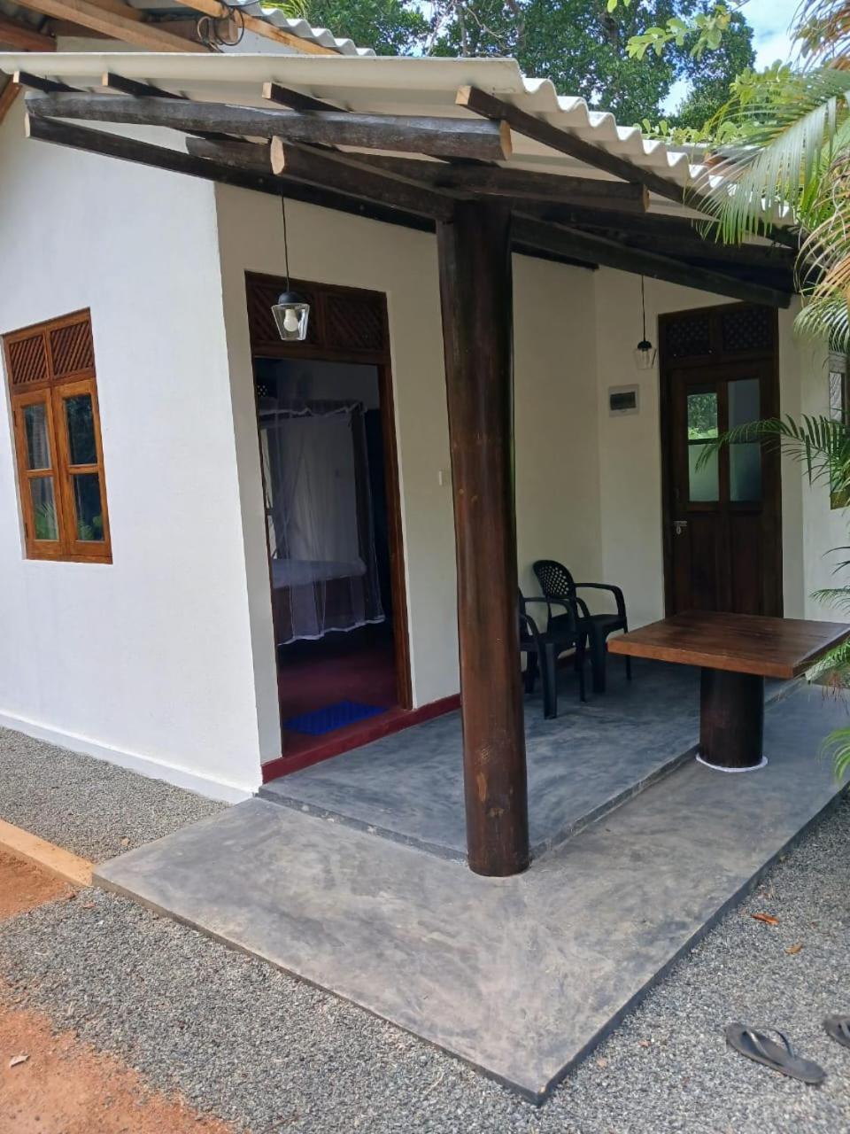 Ima House Bed & Breakfast Диквела Екстериор снимка